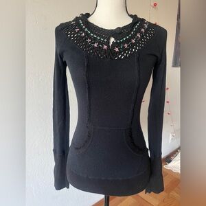 free People black thermal knit ling sleeve shirt